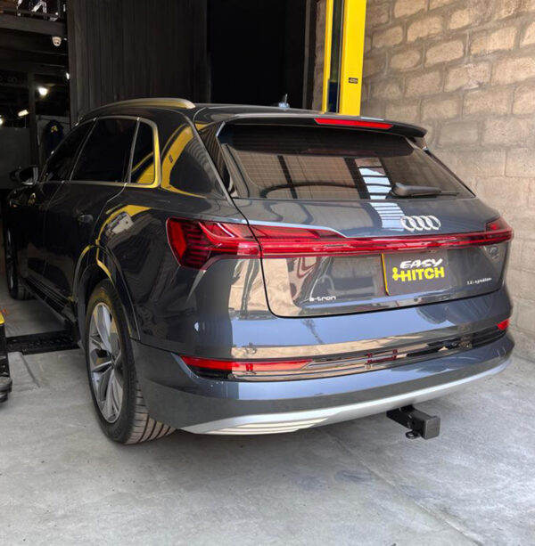 Tiro de arrastre Audi Q8 e-tron