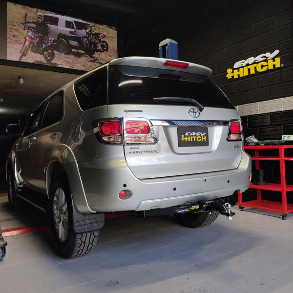 Tiro de arrastre Toyota Fortuner - Image 3