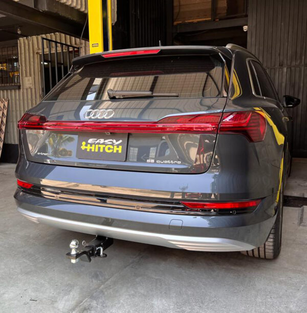 Tiro de arrastre Audi Q8 e-tron - Image 4