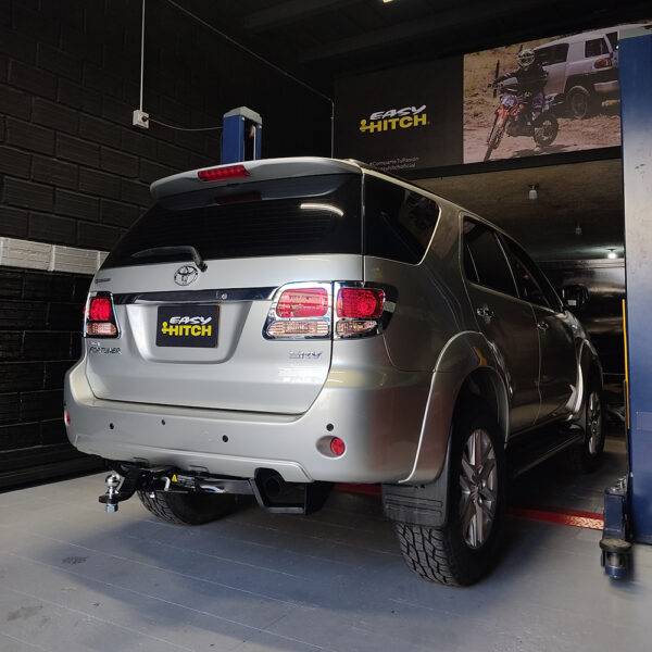 Tiro de arrastre Toyota Fortuner - Image 5