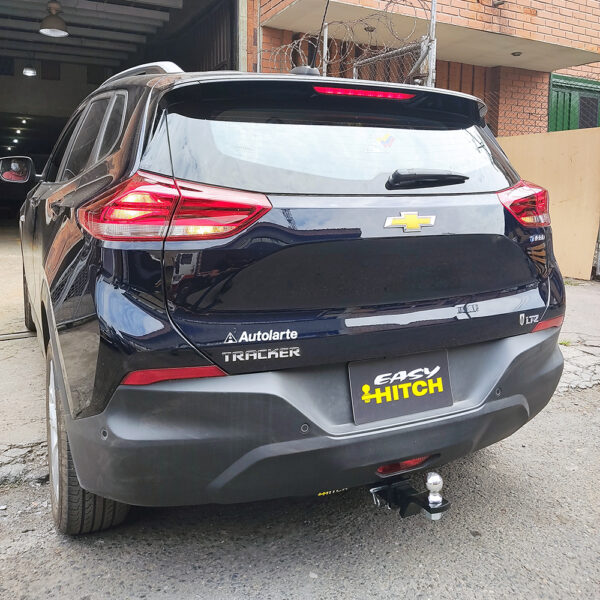 Tiro de arrastre Chevrolet Tracker Turbo LTZ - Image 4