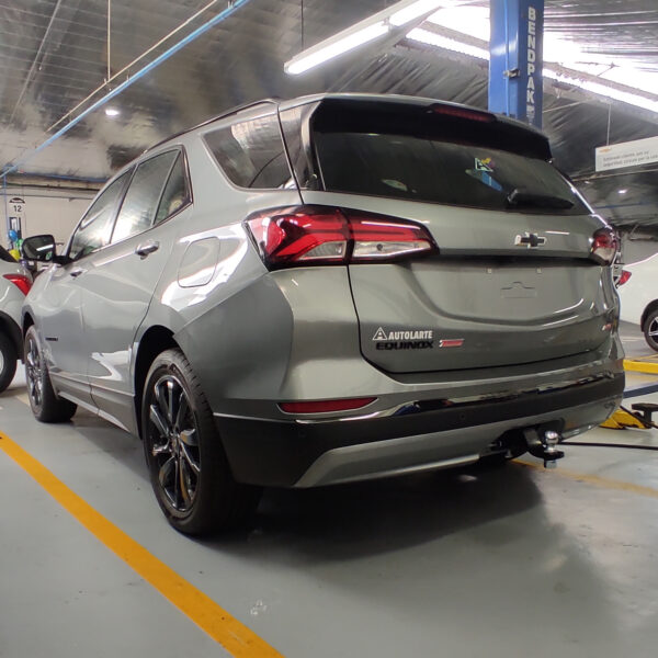 Tiro de arrastre Chevrolet Equinox RS - Image 5