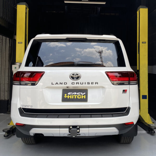 Tiro de Arrastre Toyota Land Cruiser 300 (Recibidor Universal) - Image 2